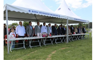 Hüngamek köyü derneğinin şenliğine ziyarete gittik.