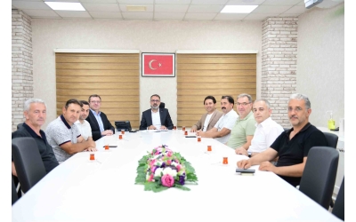 Kestel Belediyesi Başkanı Sn. Ferhat EROL\\\\\\\\\\\\\\\\\\\\\\\\\\\\\\\'u makamında ziyaret ettik.