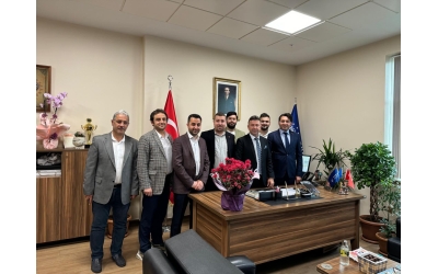 Büyükşehir Belediyesi Park ve Bahçeler Dairesi Başkanı Sn. Hakan Tanrıöver'e hayırlı olsun ziyaretinde bulunduk.