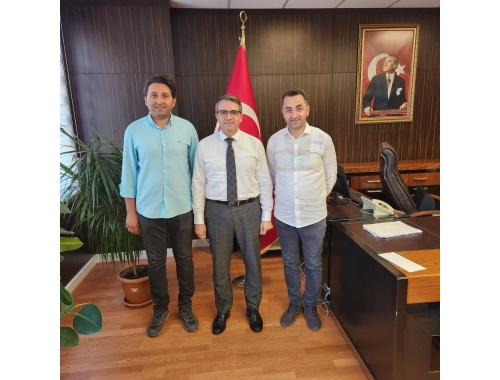 Bursa Yıldırım Kaymakamı Sn. Metin ESEN\\\'i ziyaret ederek, kendisini Kocayayla Şenliğimize davet ettik.