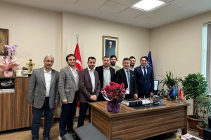 Büyükşehir Belediyesi Park ve Bahçeler Dairesi Başkanı Sn. Hakan Tanrıöver'e hayırlı olsun ziyaretinde bulunduk.