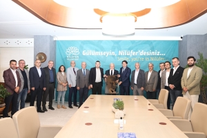 Nilüfer Belediye Başkanı Hemşehrimiz Sn. Şadi ÖZDEMİR'e hayırlı olsun ziyaretinde bulunduk.