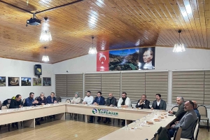 Bursa Büyükşehir Belediyesi Daire Başkanlarını Dernek binamızda ağırladık. 