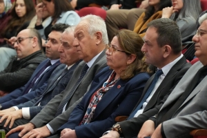 Mustafa Adil Özder’i anmak, anlamak ve anlatmak üzere bir araya geldik.