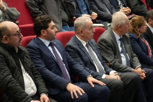 Mustafa Adil Özder’i anmak, anlamak ve anlatmak üzere bir araya geldik.