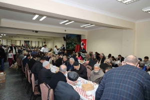 İFTAR YEMEĞİNDEN GÖRÜNTÜLER 