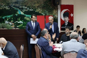 İFTAR YEMEĞİNDEN GÖRÜNTÜLER 