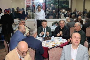 İFTAR YEMEĞİNDEN GÖRÜNTÜLER 