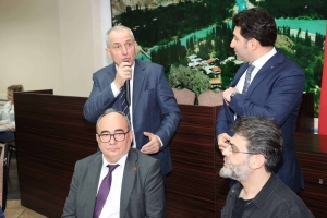 İFTAR YEMEĞİNDEN GÖRÜNTÜLER 