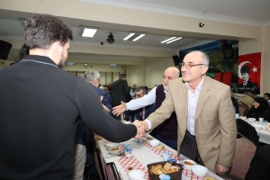 İFTAR YEMEĞİNDEN GÖRÜNTÜLER 