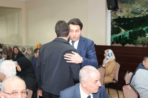 İFTAR YEMEĞİNDEN GÖRÜNTÜLER 