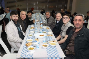 İFTAR YEMEĞİNDEN GÖRÜNTÜLER 